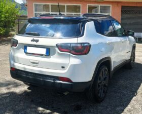 
									Jeep Compass versione s 1.4 turbo 140cv (103 kw) full								