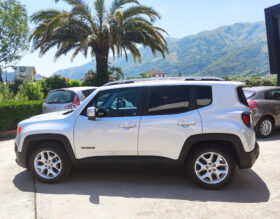 
									Jeep Renegade Longitude 1.6 MJet 120CV (88Kw) 2015 full								