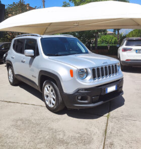 
									Jeep Renegade Longitude 1.6 MJet 120CV (88Kw) 2015 full								